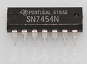 7454N 3-2-2-3-input AND-OR-invert gate DIP-14