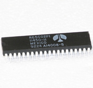 R65C02P1 CMOS 8Bit CPU 64KB 1MHz 40-pin DIL40