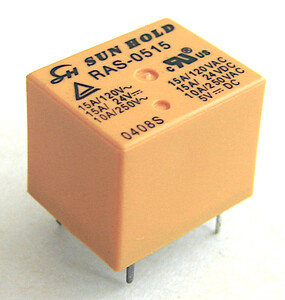 RAS-0515 Relay SPDT 10A (15A@24V) 5V 70R