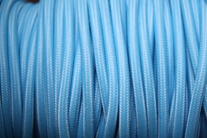 886018 Stofledning - 2 x 0,75mm&#178;, Lyseblå 230 volt Stofledning 2 x 0,75 mm² lys blå farve pris pr. meter