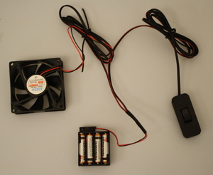 BN202047-SET-SWITCH Computer ventilator, 80x80x25 mm. m.batteribox og switch