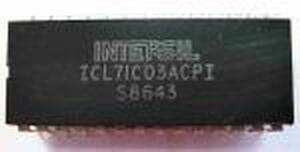 ICL71C03CPI Precision 4 1/2 Digit, A/D Converter DIP-28