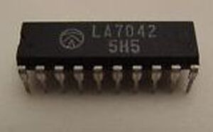 LA7042 VC AMP Switch DIP-20