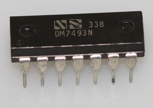 7493N Logic IC 4-Bit Binary Counter DIL-14