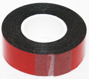 DALPO-19/1.5OUT Dobbeltklæbende tape, 19mm x 1,5 meter, sort