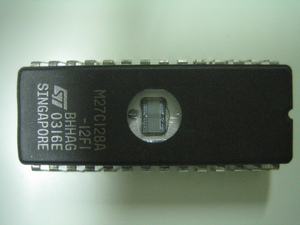 EM27C256-70 UV EPROM 5V 32Kx8 70ns CDIP28