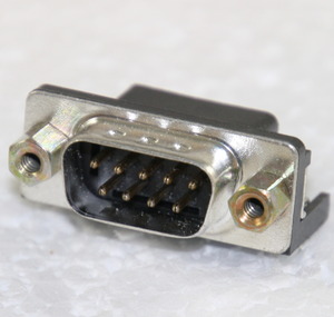 SL09WSI D-Sub Plug 9-Pole Solder Pin FP8,08