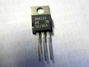 2N6123 SI-P 80V, 4A, 40W, >2,5MHz TO-220