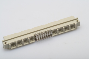 ERNI594166 Male A+/+C Pitch2,54 16+8-Pole Angled PCB