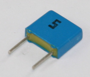 FKS2G011001A00KSSD Capacitor 1.0nF 400VDC/200VAC