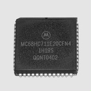 MC68HC11E1CFN3 ROMless 512B-RAM 3MHz PLCC52