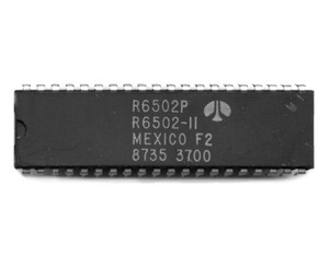R6502P 8 Bit CPU 1 MHz 40-pin DIL40