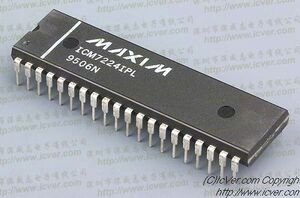 ICM7224IPL 41/2 Digit LCD Display Counter DIP-40