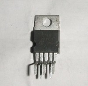 L149 4A LINEAR DRIVER TO-220/5