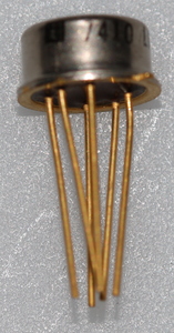 LM114H NPN Monolithic Transistor Pair - BVCER 45V, VOS 2mV TO-99