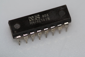 74C161 Synchronous 4-bit binary counter with asynchronous clear DIP-16