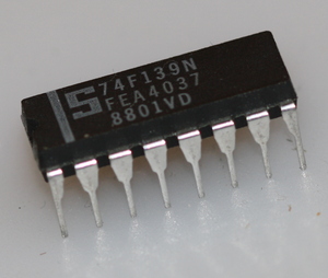 74F139 Dual 2 to 4-line decoder/demultiplexer DIP-16
