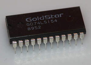 74LS154 4-line to 16-line decoder/demultiplexer DIP-24