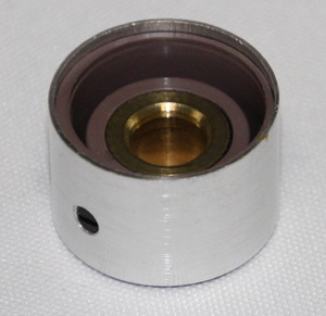 KM2001 Plast/Aluminiumsknap for 6mm aksel, Ø18,5x13mm. Med indikatorstreg