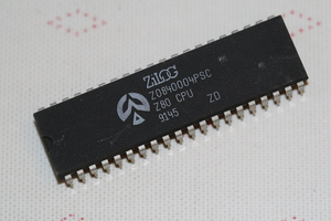 Z0840004PSC CPU 4 MHZ DIP-40