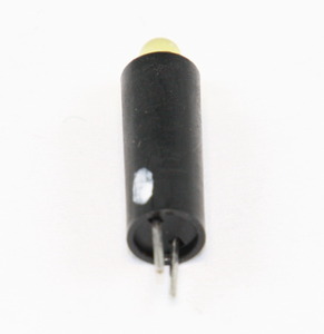 KVD-03-130/Y LED-Spacer 13mm/3mm MED GUL LED Pose med 100 stk.
