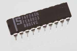 74F240N Octal buffer with noninverted three-state outputs DIP-20