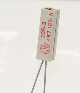 208-3-5W-10%-4K7 WW resistor 5W 10% 4K7 radial