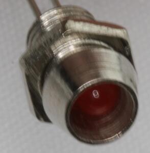 BN203565 LED 3 mm. i fatning 2,1V rød lowcost Hul: 6mm.