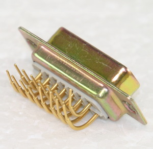 SL15LW D-Sub-Plug 15-Pole Solder Pin 90°