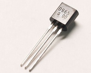 2SD965 SI-N 40V 5A 0.75W 150MHz TO-92