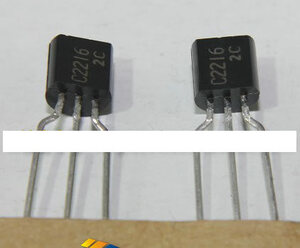2SC2216 SI-N 45V 50mA 0.3W 300MHz TO-92