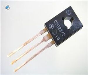 2SC2028 SI-N 80V 1,5A 5W TO-126